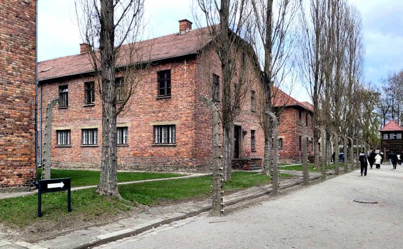 Blocks 22 and 23 with additional barbed wire installed in 1944to divide women’s work groups from male prisoners at Auschwitz I.