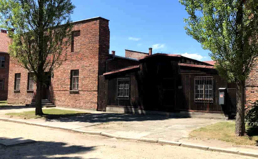 The post office building between Blocks 25 and 26 at Auschwitz I Main Camp.